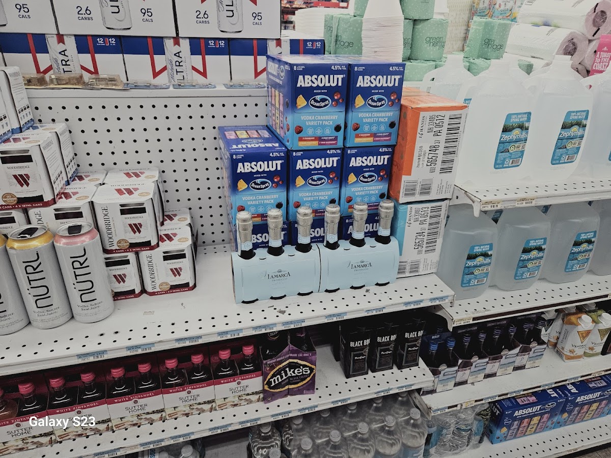 A One A Express Discount Inc Photo 6