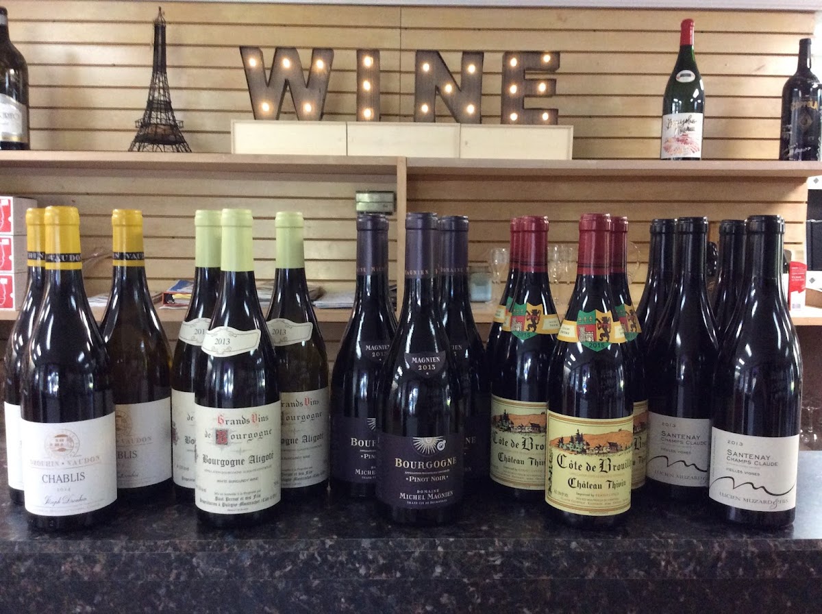 Amelia Island Wine Company Photo 2