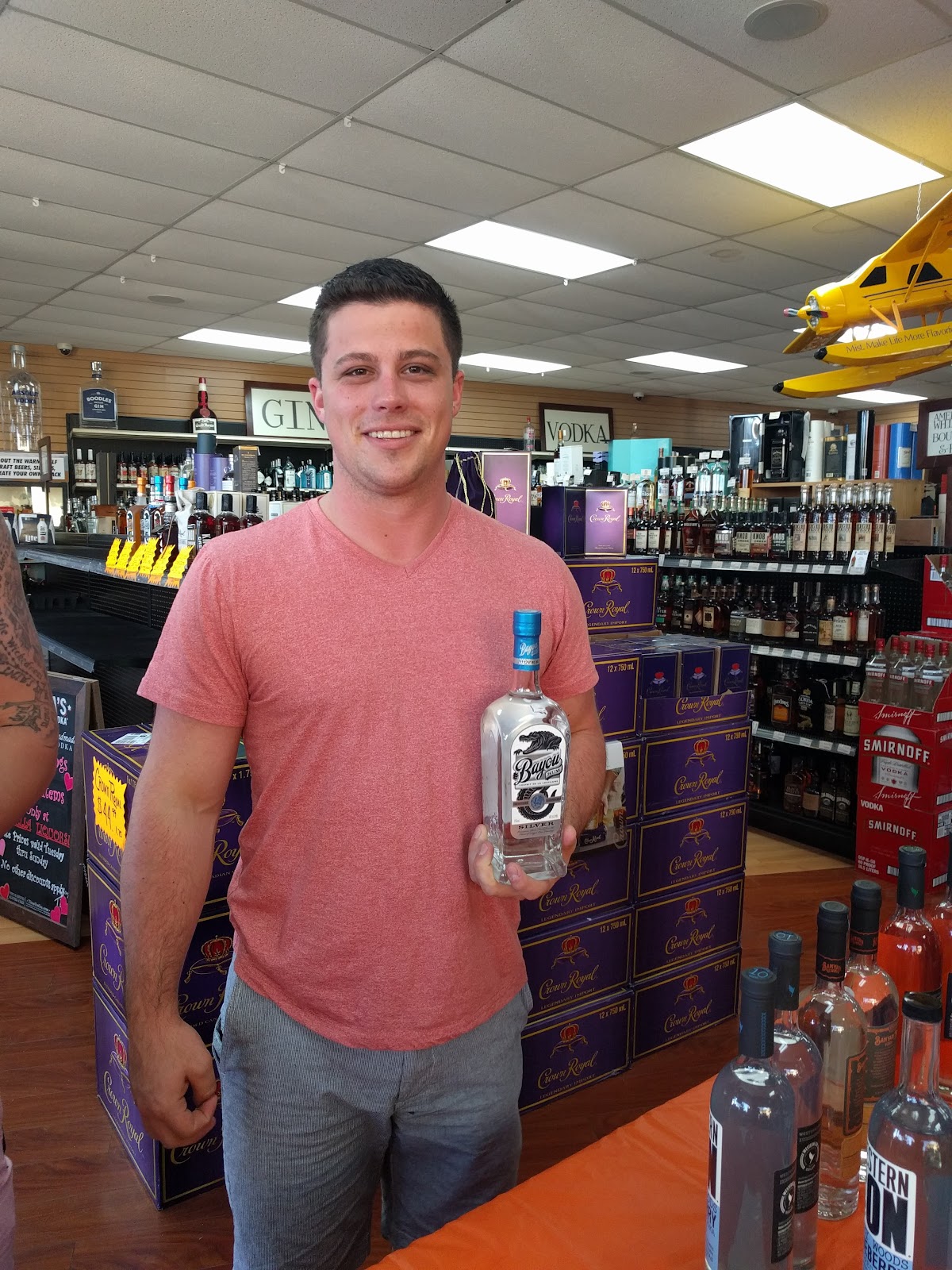 Amelia Liquors - North Store Photo 6