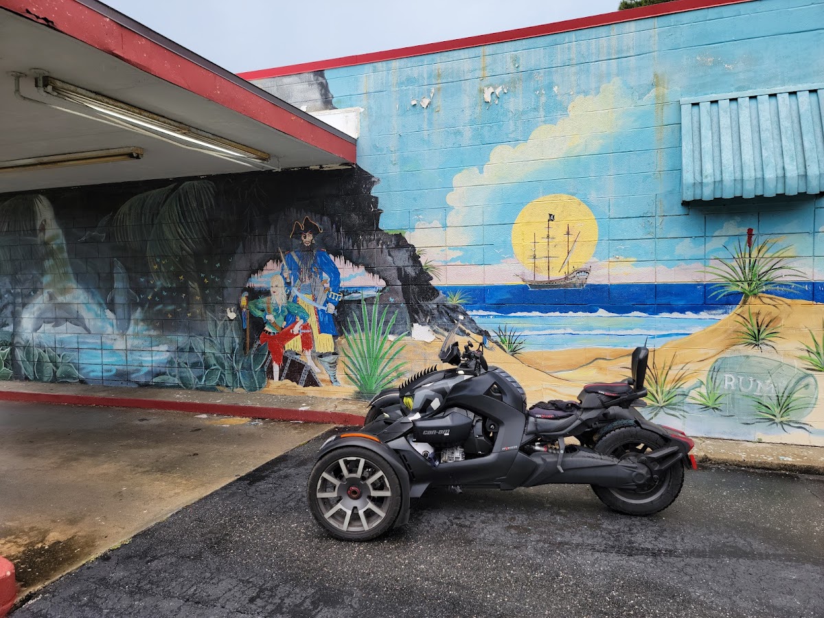 Five Points Package Store Photo 8