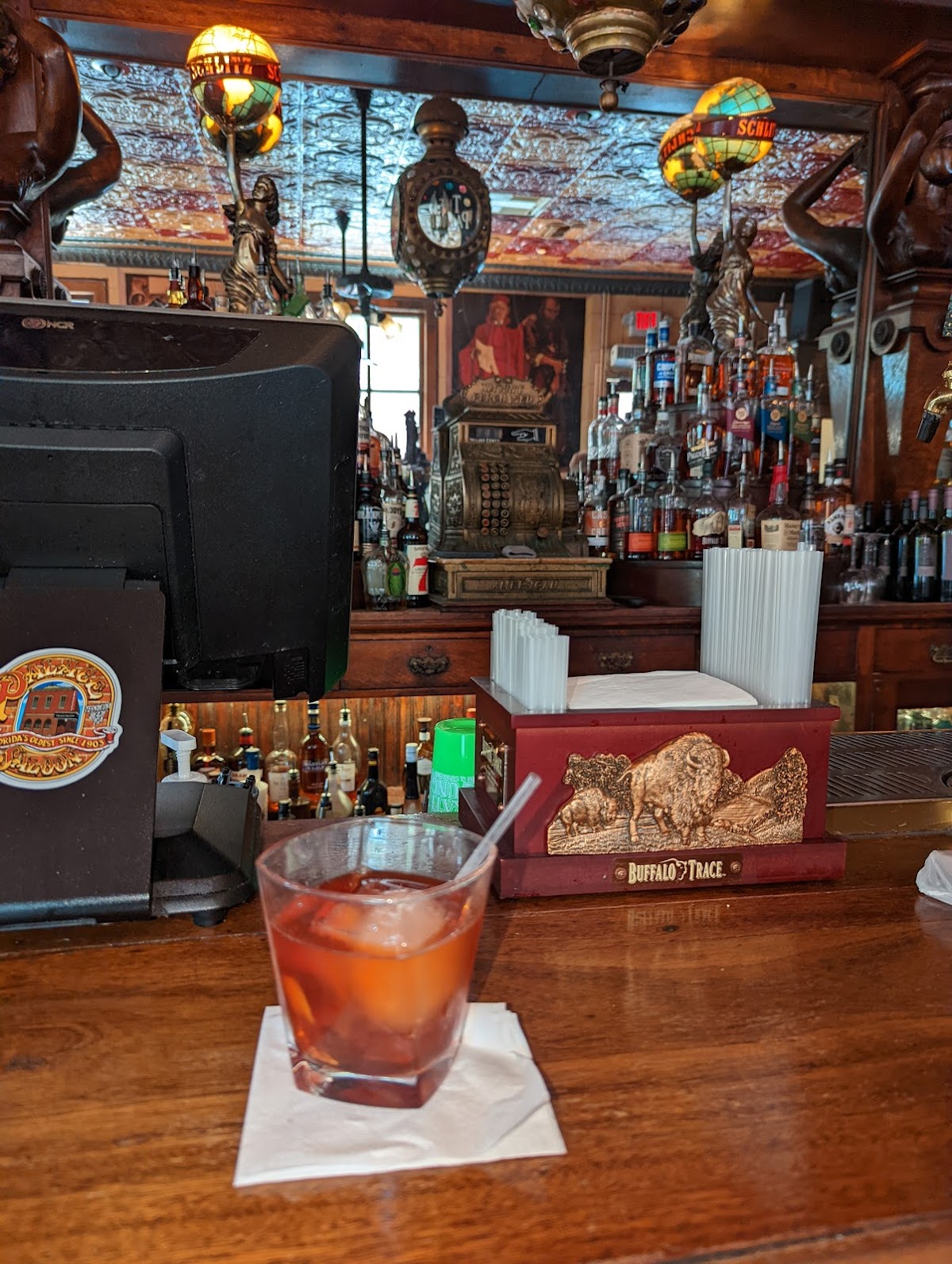 Palace Saloon Photo 1