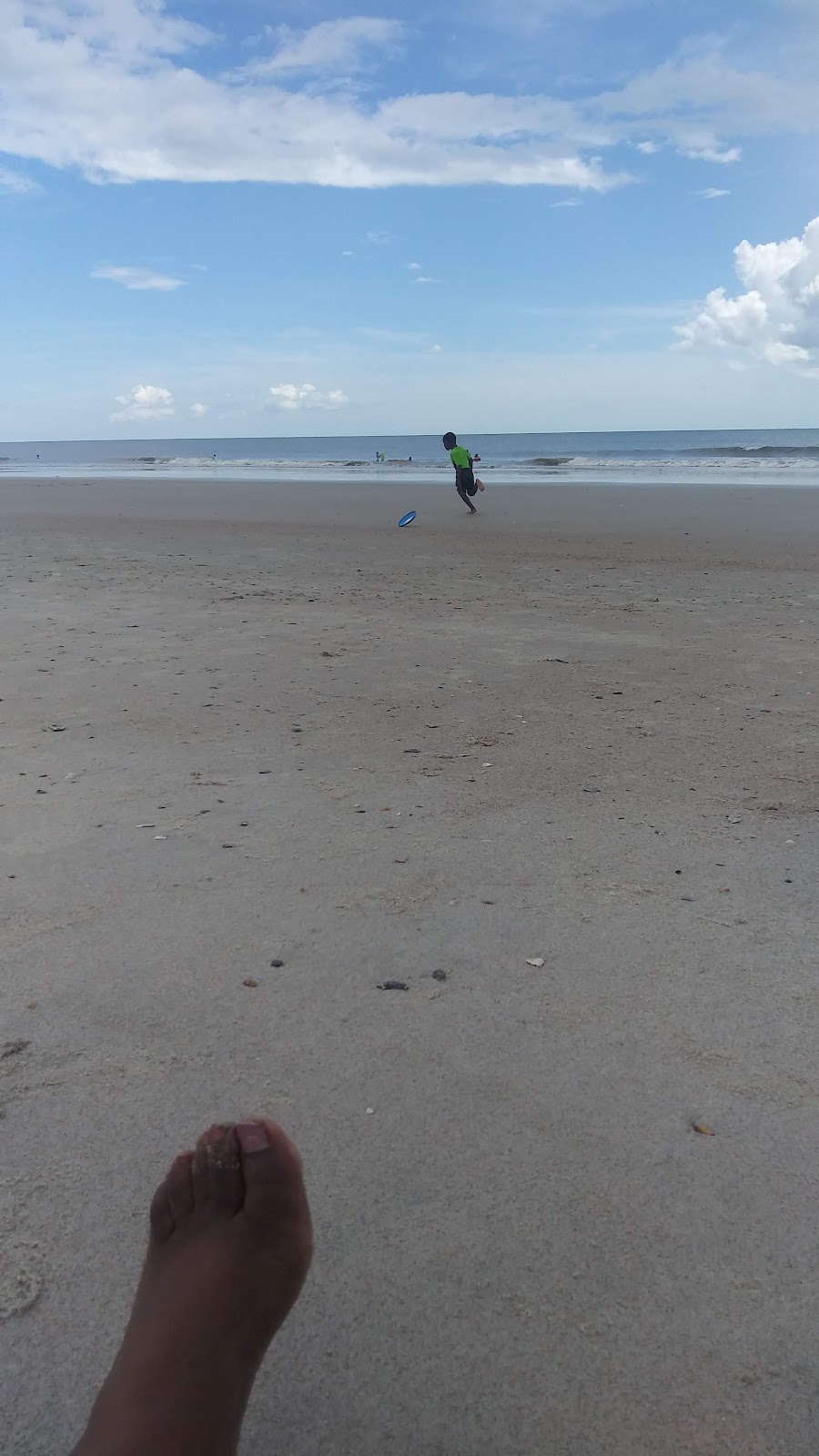 Beach Parking Photo 8