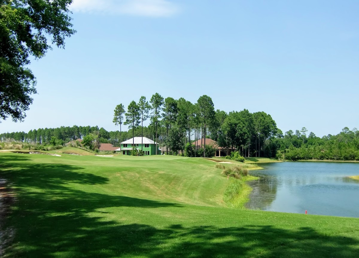 The Golf Club at North Hampton Photo 1