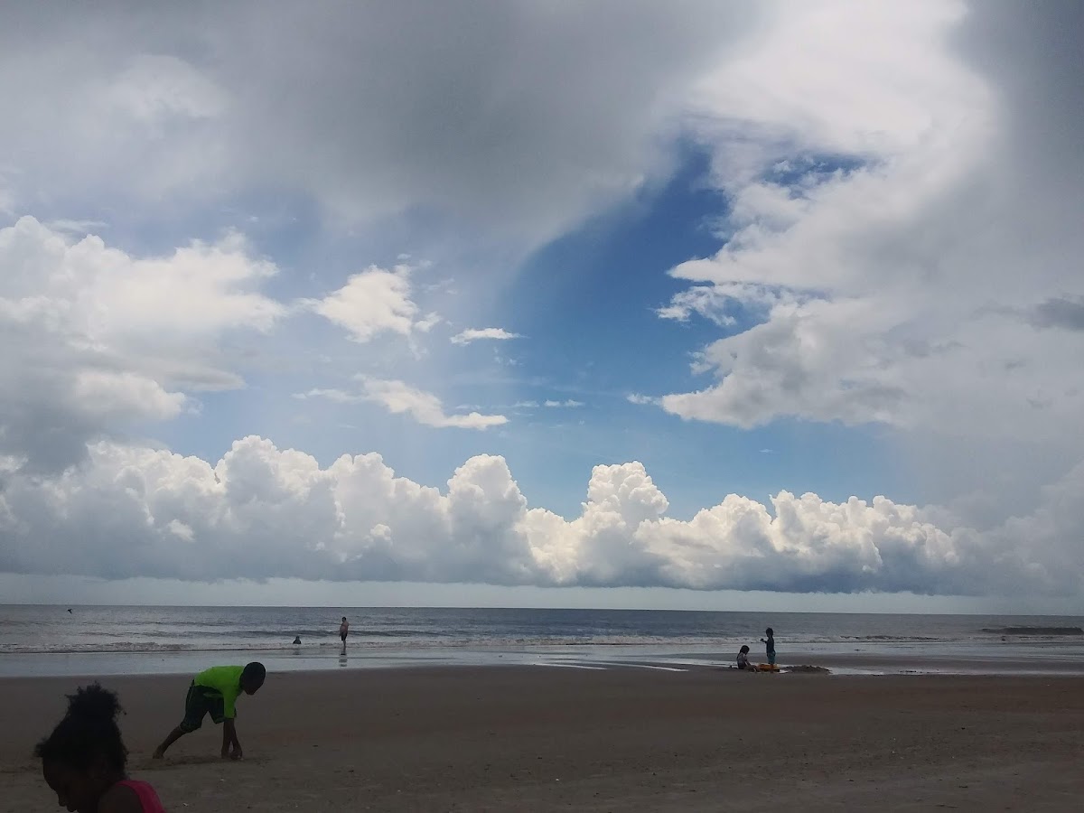 Beach Parking Photo 7
