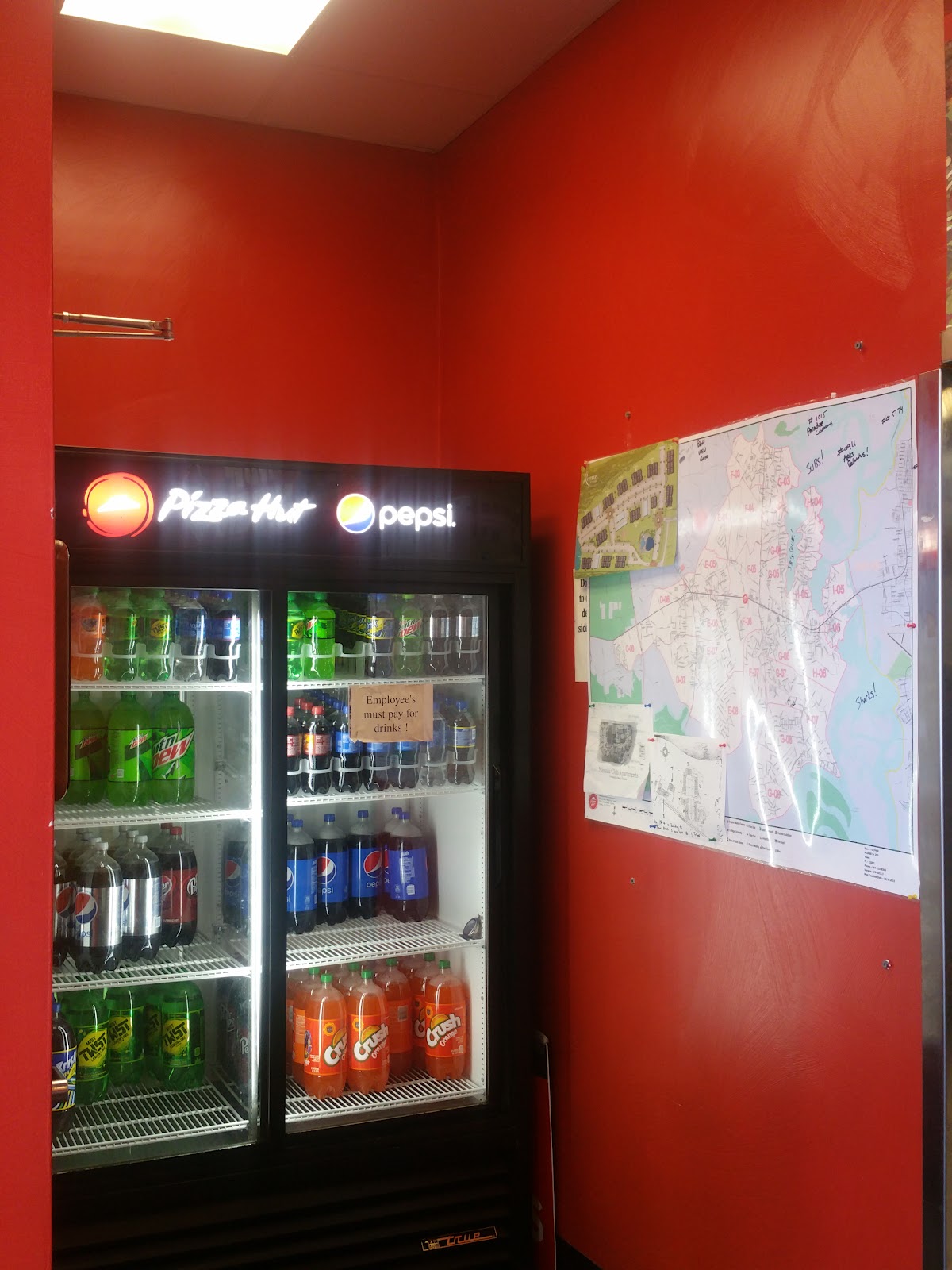 Pizza Hut Photo 8
