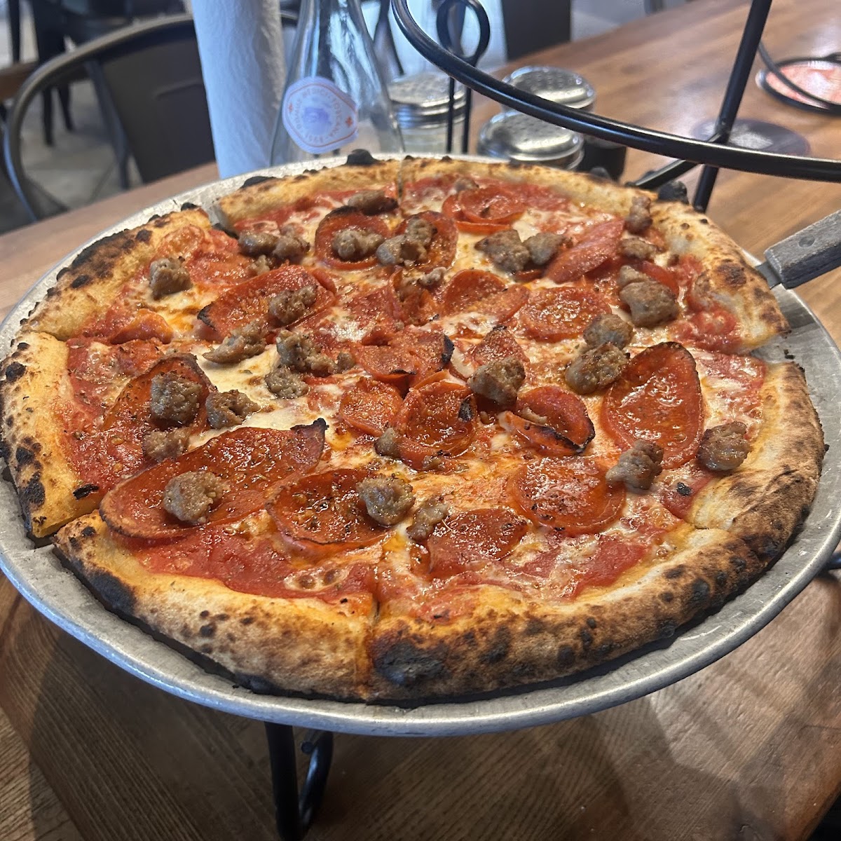 V Pizza Photo 3