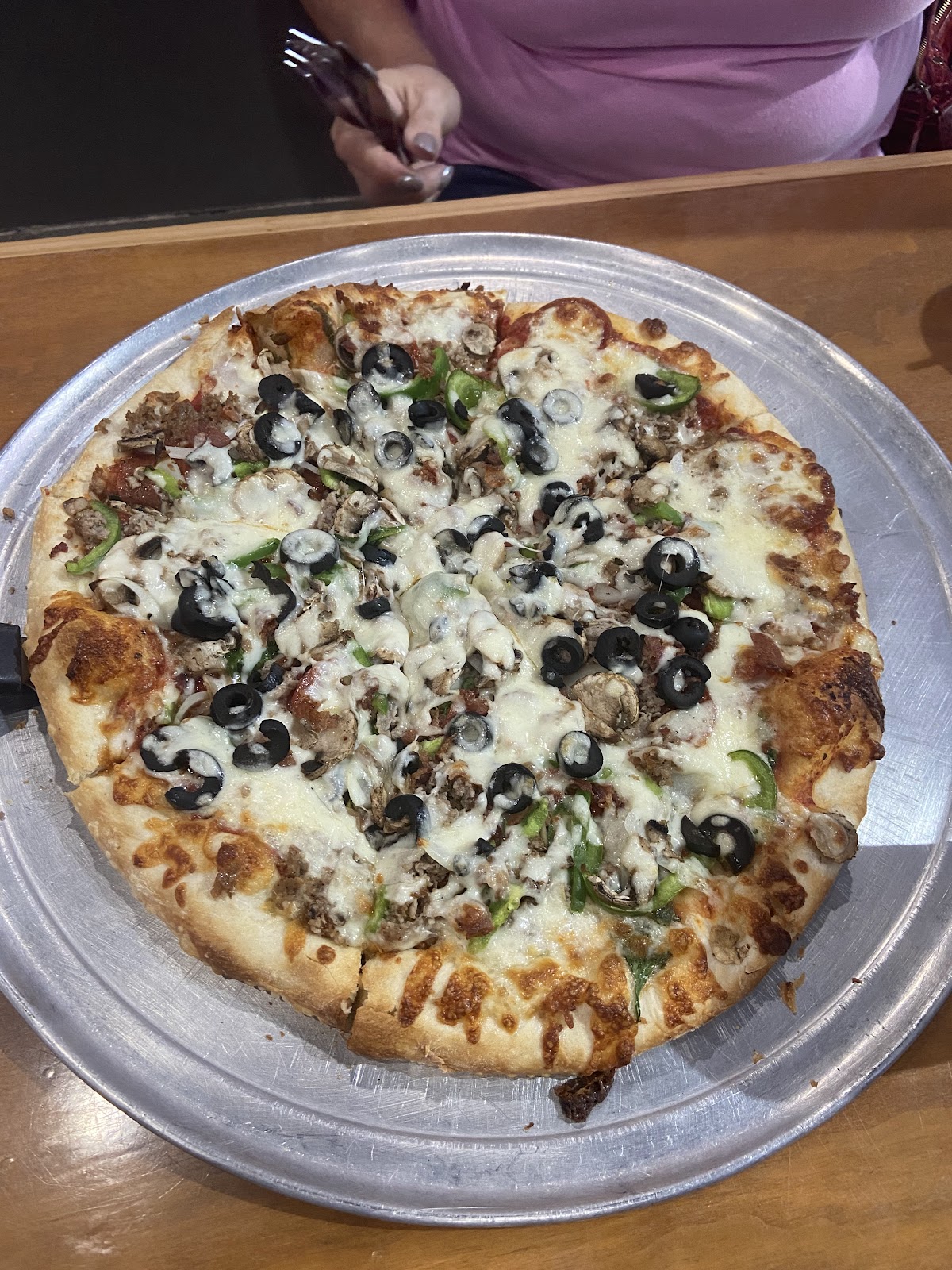 Black Cat Pizzeria Photo 1