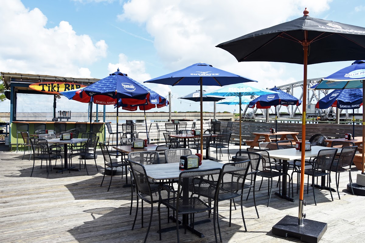 Down Under Restaurant Photo 7