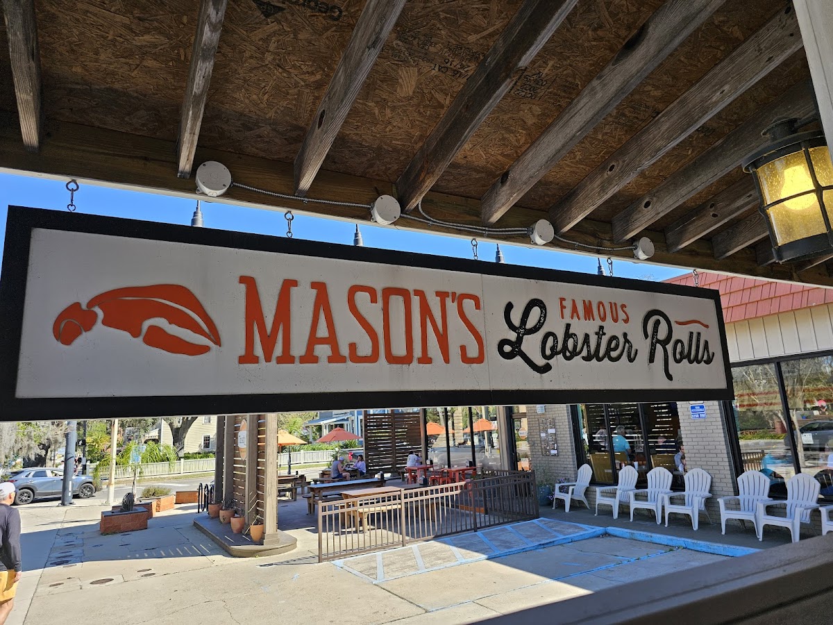 Mason's Famous Lobster Rolls Photo 4