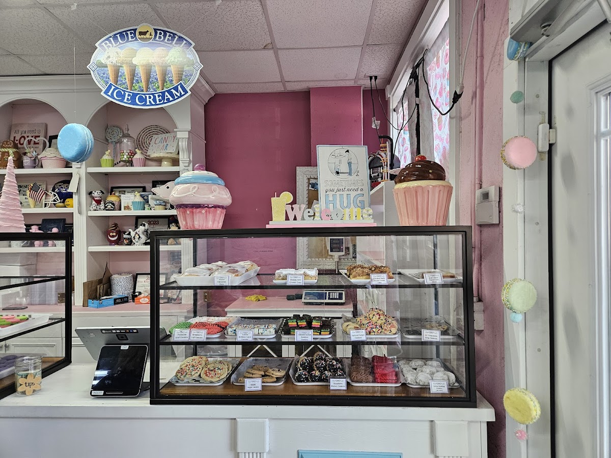 Nana Teresa's Bake Shop Photo 3