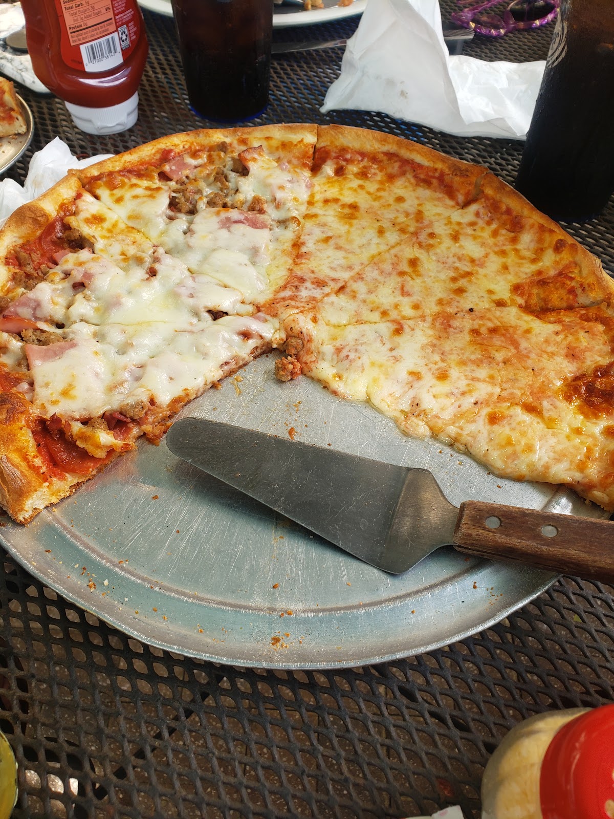 OPS Pizza Kitchen & Café Photo 8