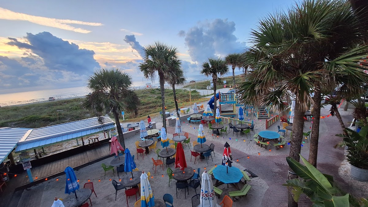 Tortuga Jacks @ Sliders Seaside Grill Photo 2