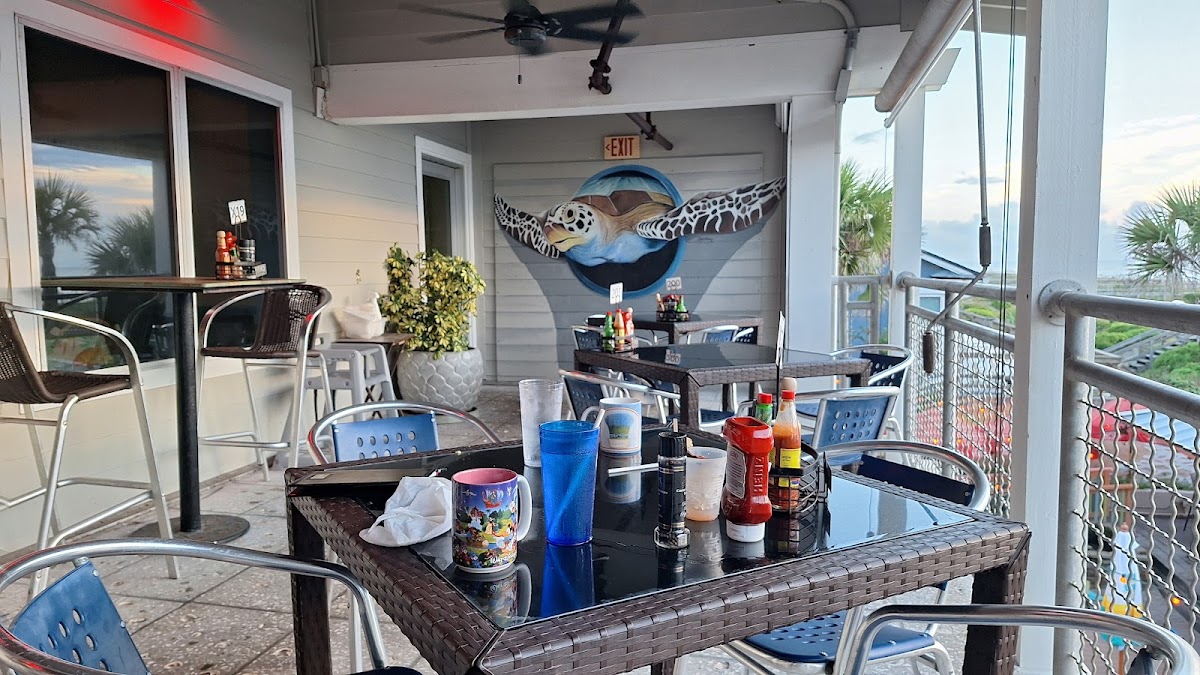 Tortuga Jacks @ Sliders Seaside Grill Photo 5