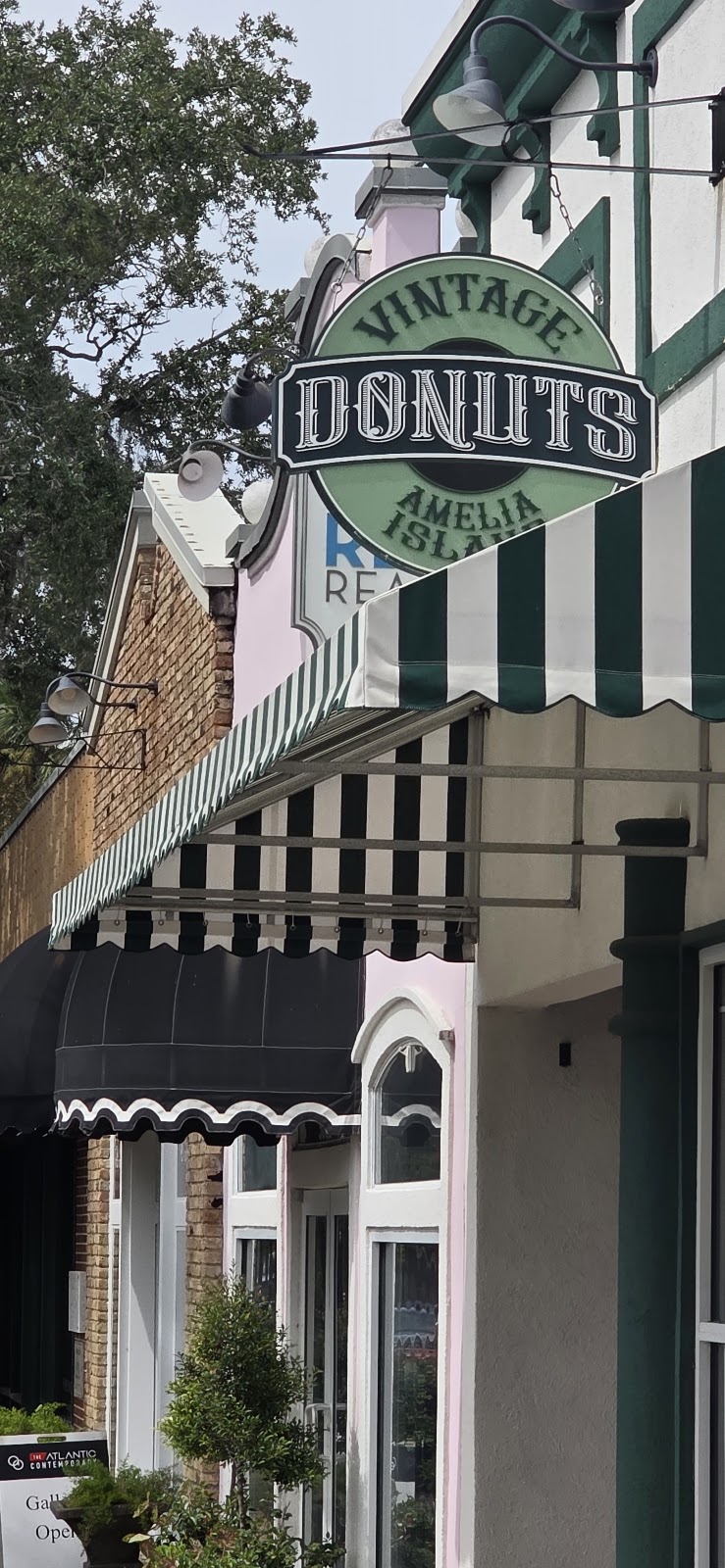 Vintage Donuts Photo 5