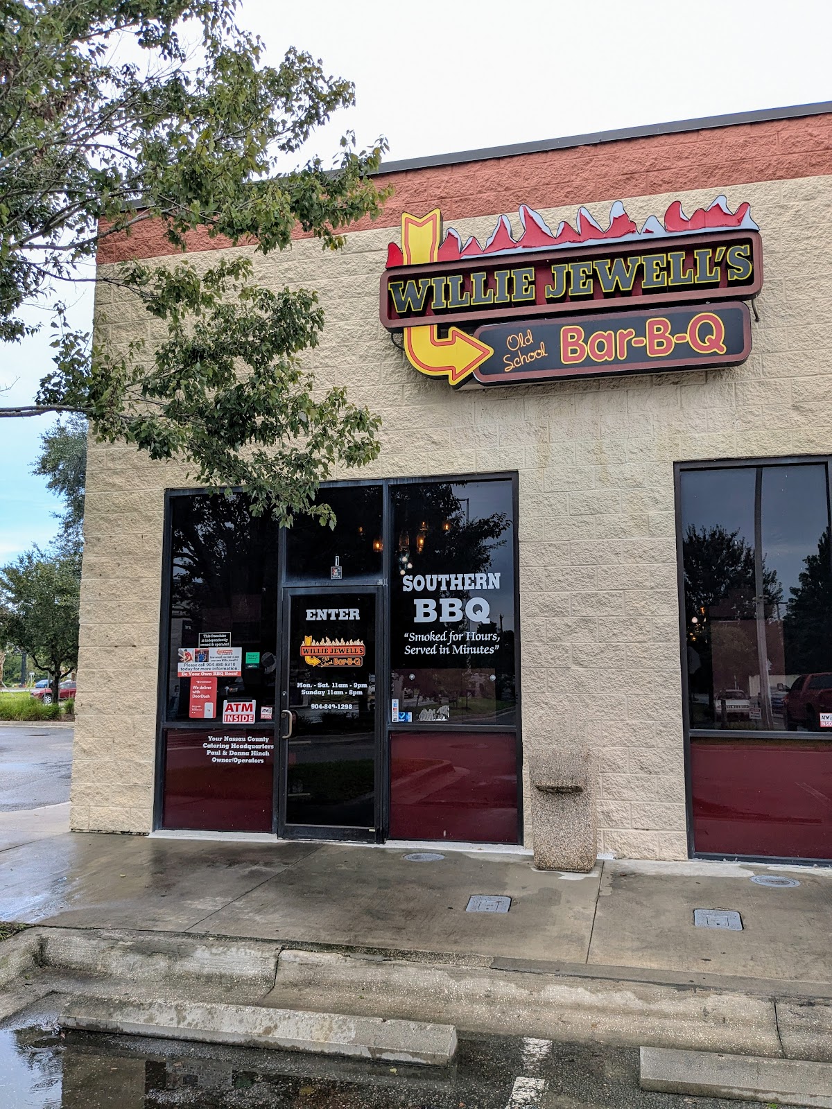 Willie Jewell’s Old School Bar-B-Q Photo 3