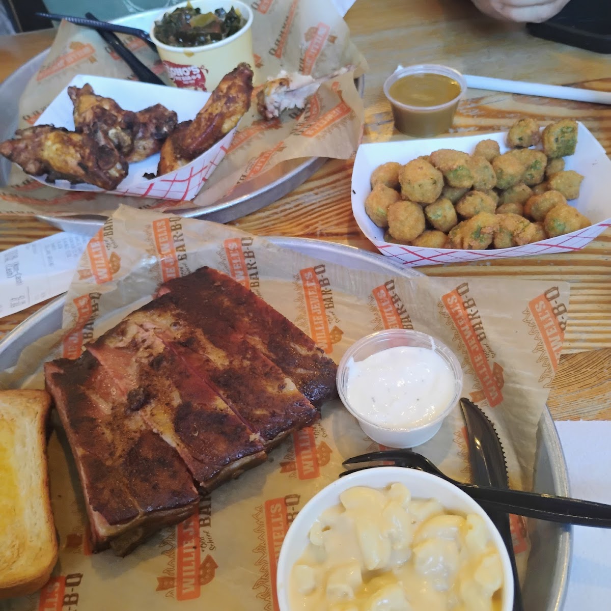 Willie Jewell’s Old School Bar-B-Q Photo 5