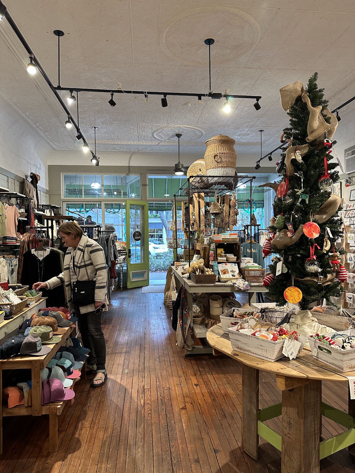 Color It Green Photo 4