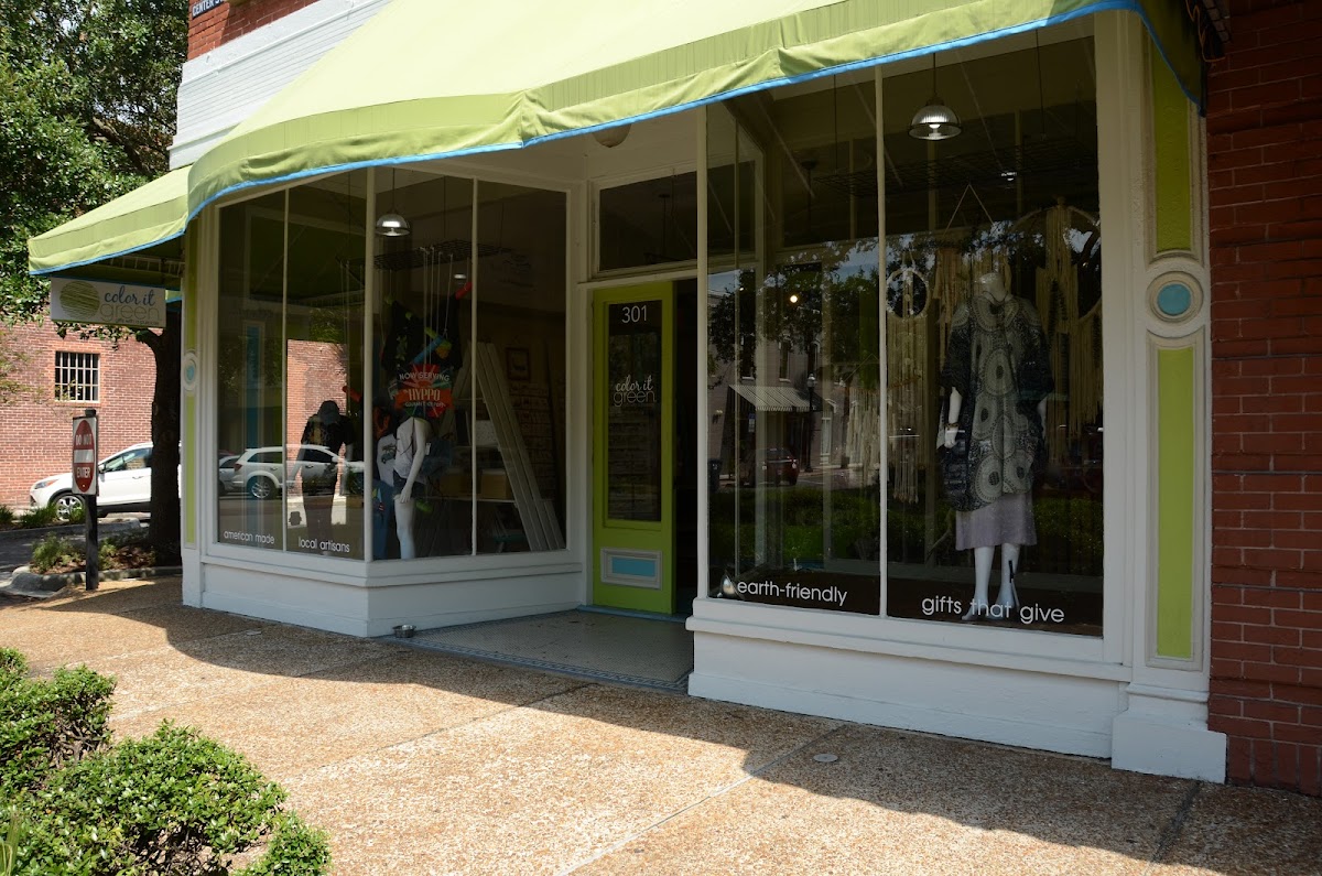 Color It Green Photo 5