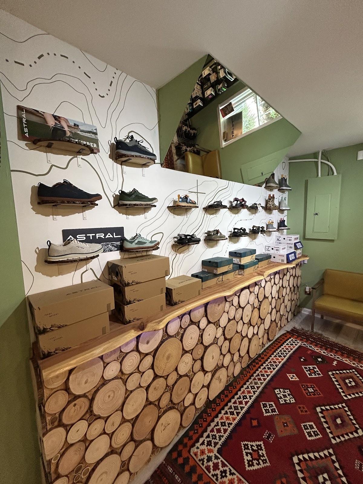 Lost Dog Outfitters Photo 3