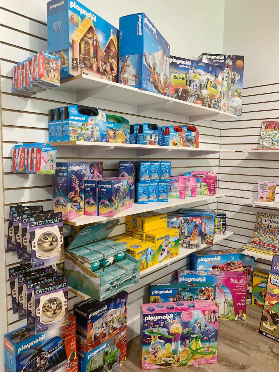 Monkey Barrel of Amelia Photo 1