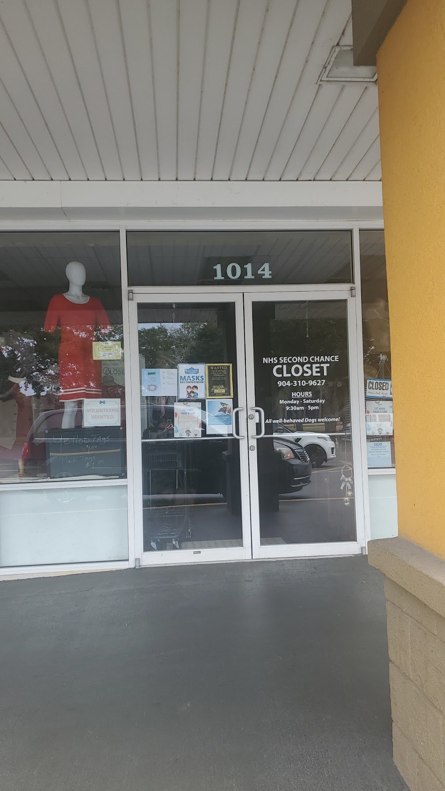 The Closet Boutique supporting Nassau Humane Society