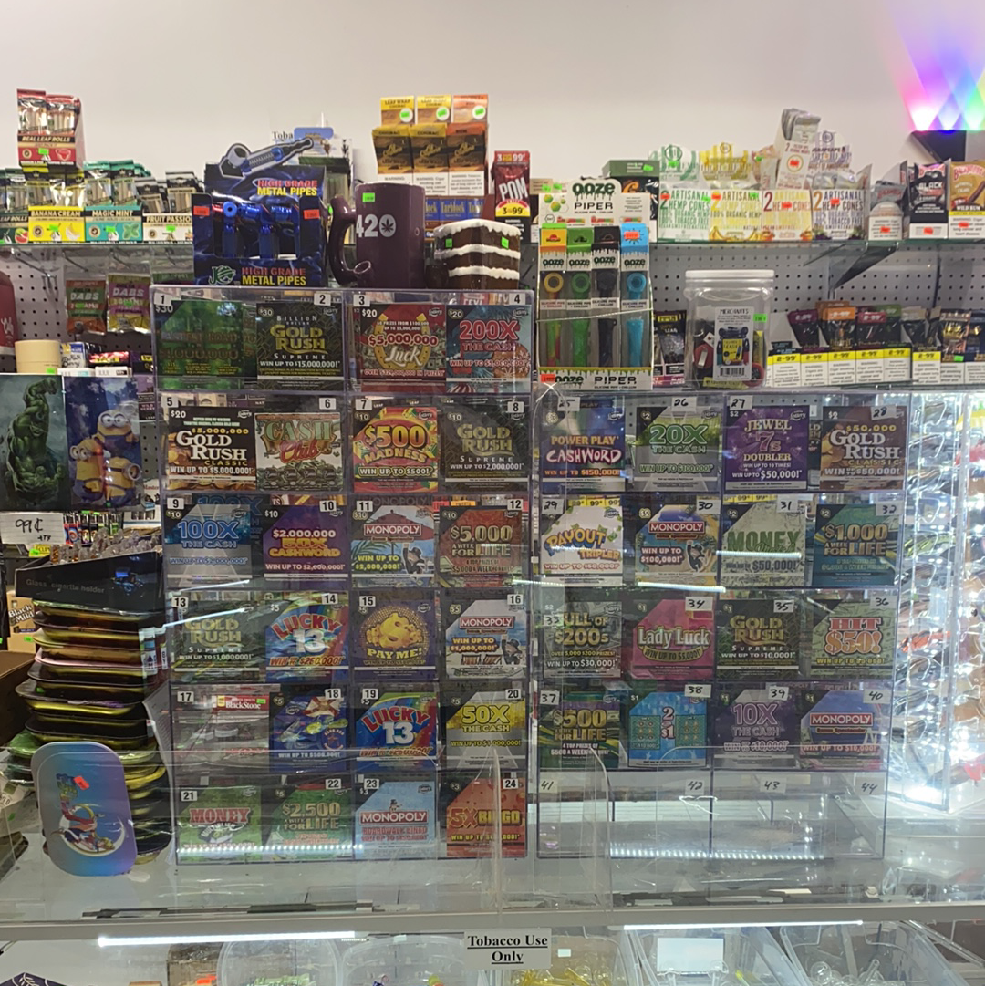 8th Street Smoke Shop Photo 6