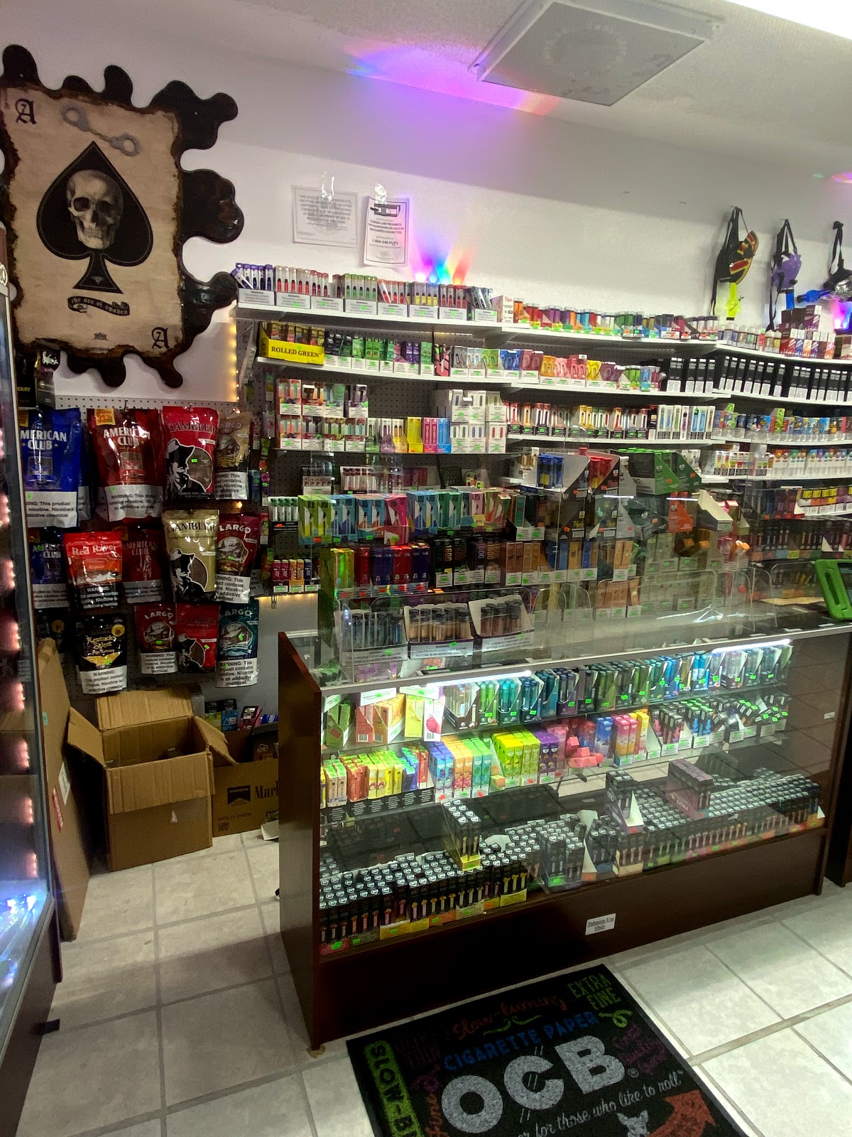 8th Street Smoke Shop Photo 7