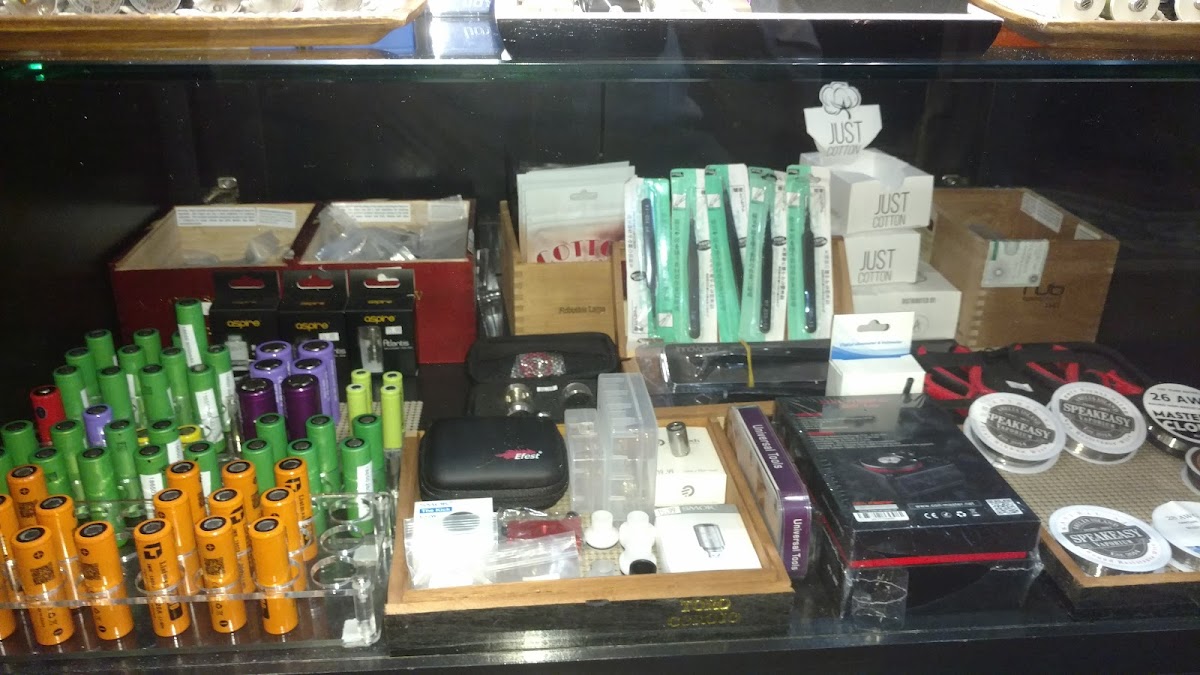 Speakeasy Vaporium Photo 9