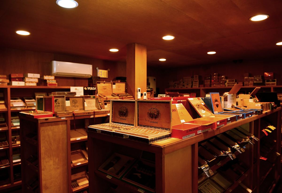 Waterwheel Cigar Photo 5