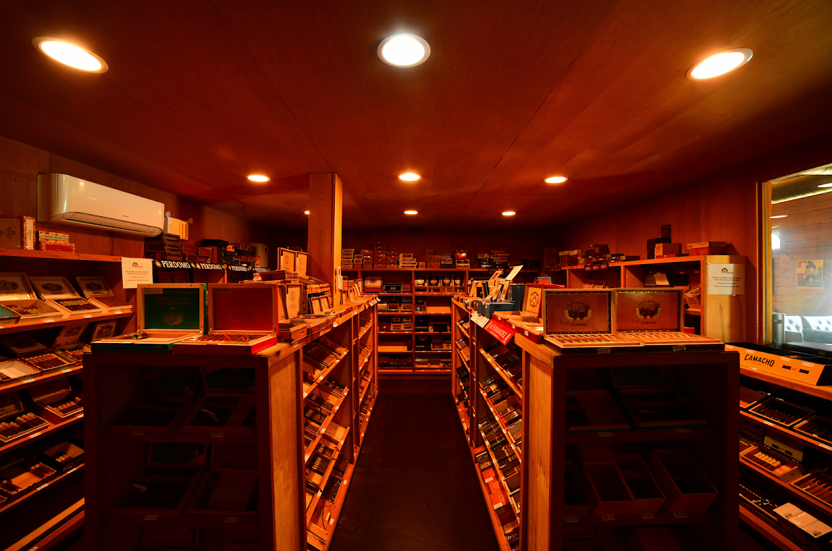 Waterwheel Cigar Photo 8