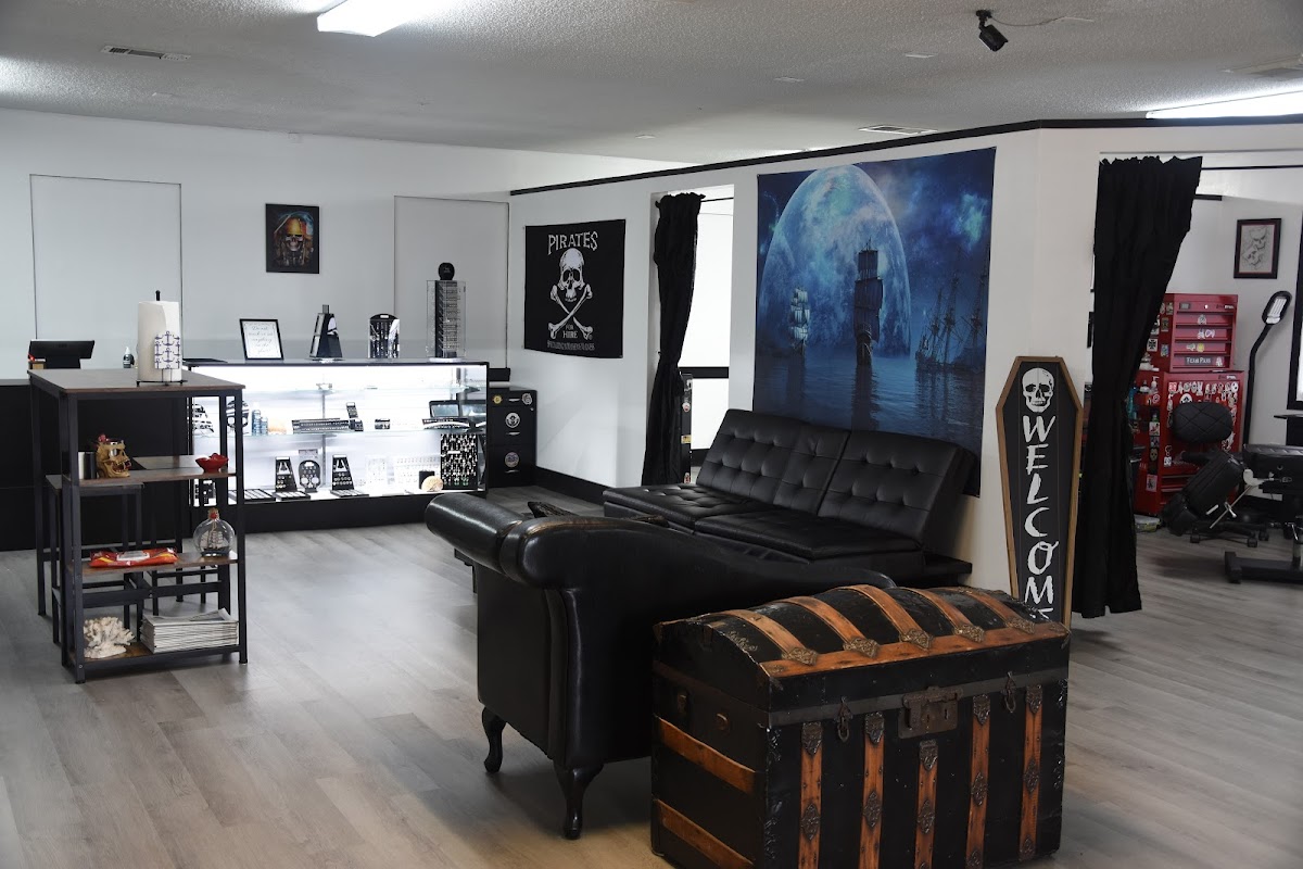 Blackbeard Tattoo & Piercing Photo 9